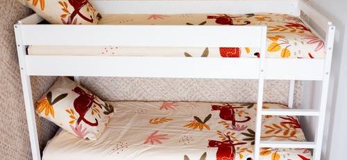 Savannah-print bedding